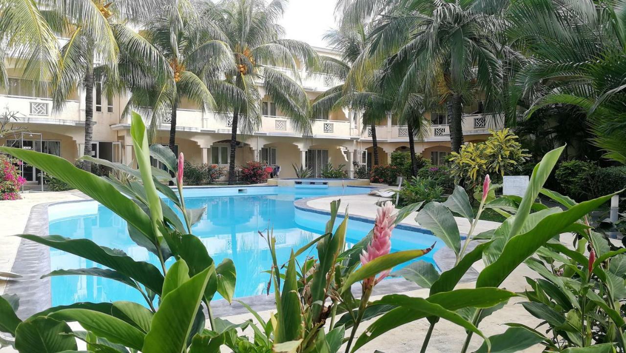 Le Palmier Holidays Flic en Flac ภายนอก รูปภาพ